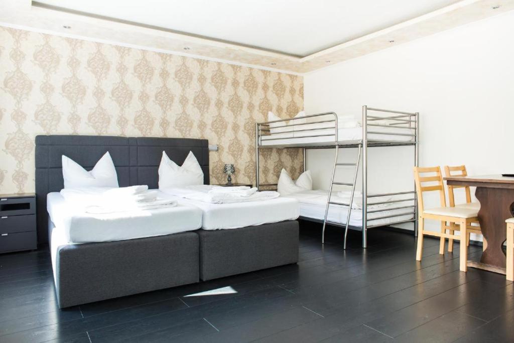 Dein Hotel Гамбург Экстерьер фото